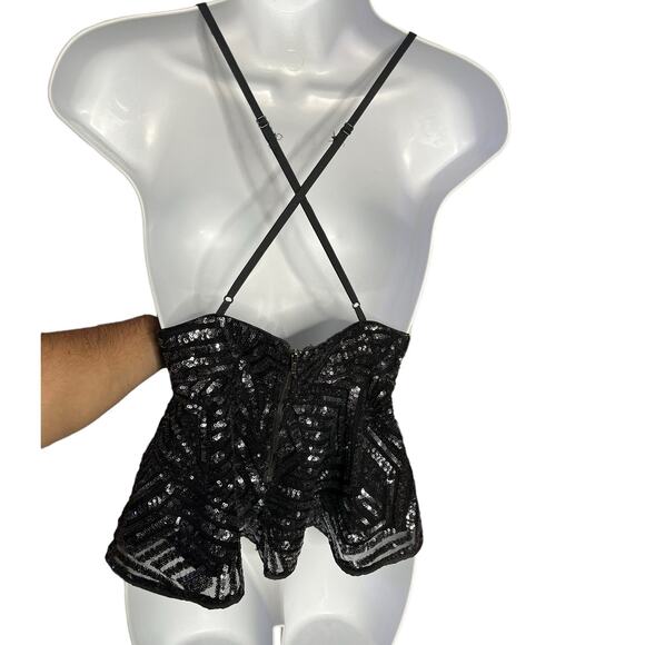Forever 21 black sequin lace cross back spaghetti strap peplum plunge top medium - Picture 2 of 7